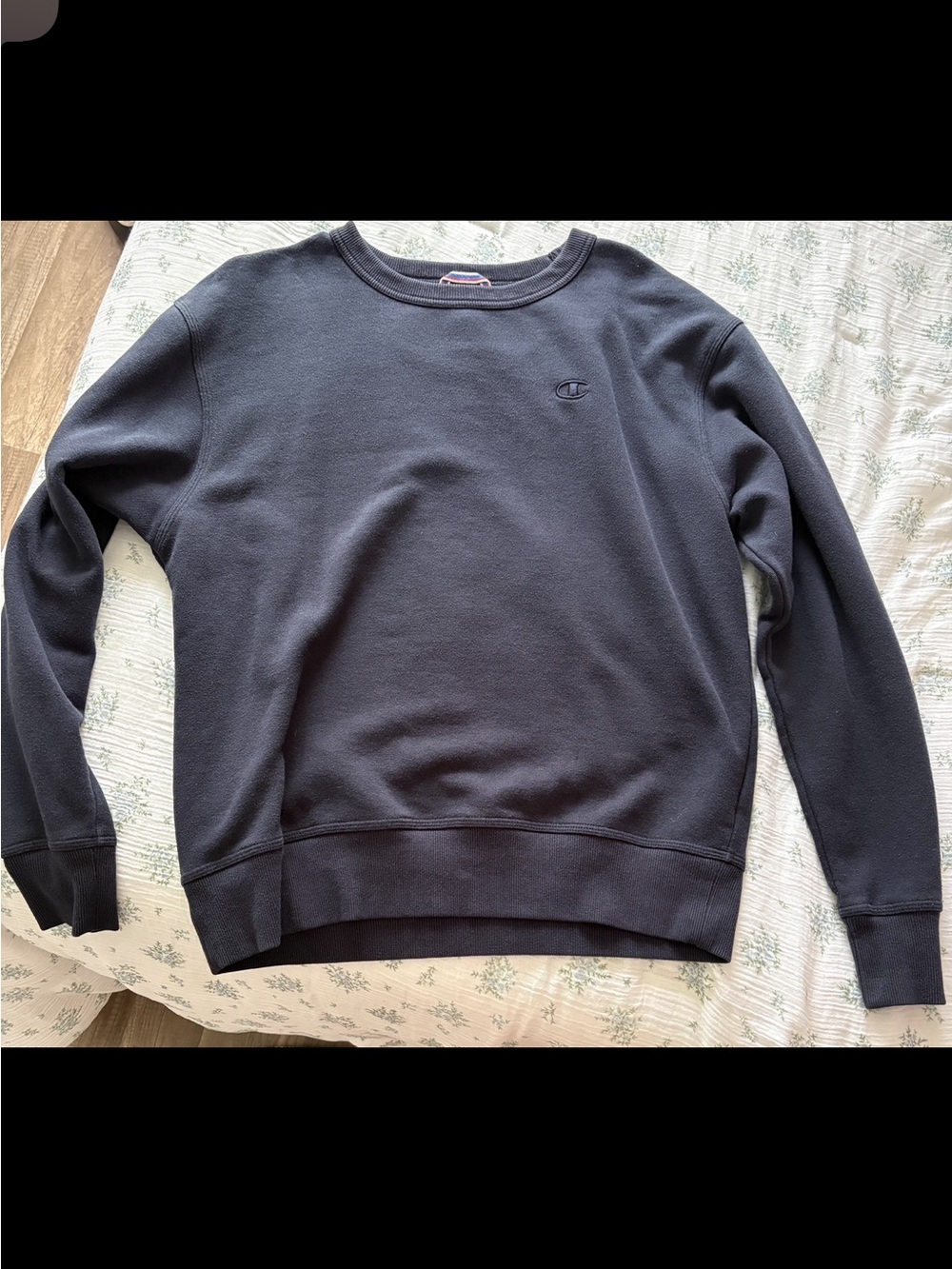 Champion Men's Dark Navy Crewneck Sweatshirt